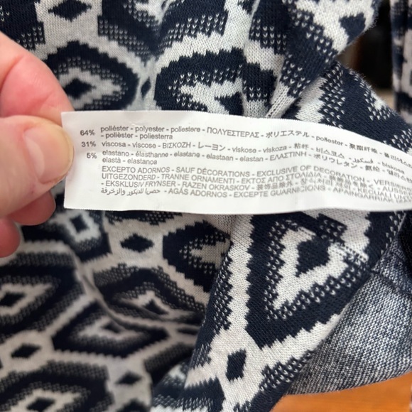 Zara Geometric Deep Navy Blue and White Women's Women’s Size L Long Sleeve Top - Picture 6 of 9